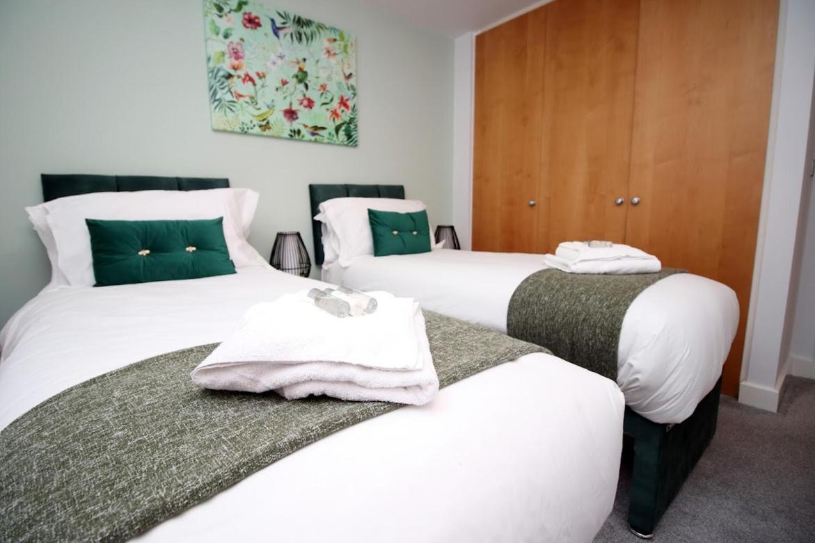 Hamilton Court 1Bedroom Apartment, Bright And Central Location With Balcony And Wi-Fi Bristol Extérieur photo