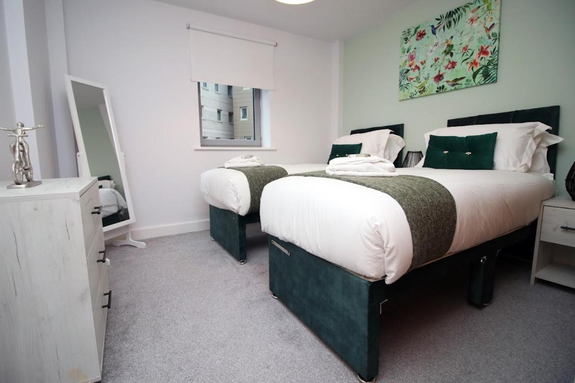 Hamilton Court 1Bedroom Apartment, Bright And Central Location With Balcony And Wi-Fi Bristol Extérieur photo