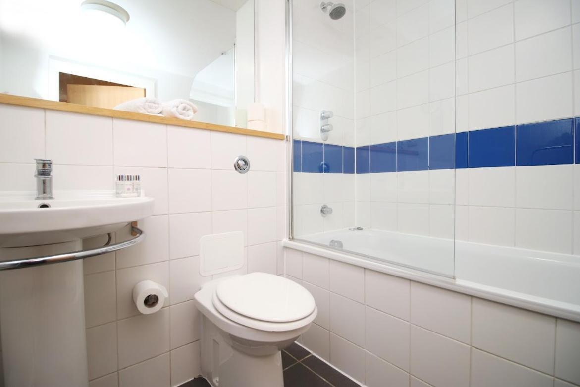 Hamilton Court 1Bedroom Apartment, Bright And Central Location With Balcony And Wi-Fi Bristol Extérieur photo